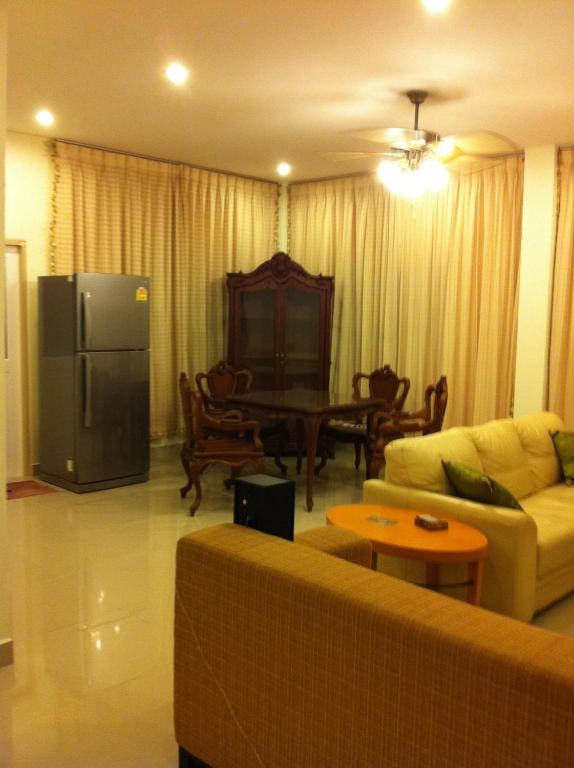 Thai Orange House Pantai Jomtien Ruang foto